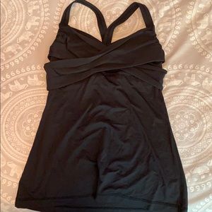 Black lulu tank
